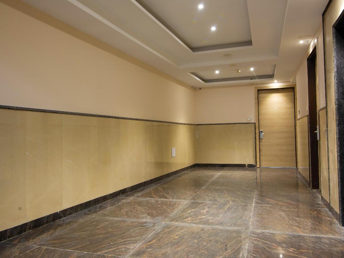 ניו דלהי Hotel Ivy Plaza Luxury מראה חיצוני תמונה